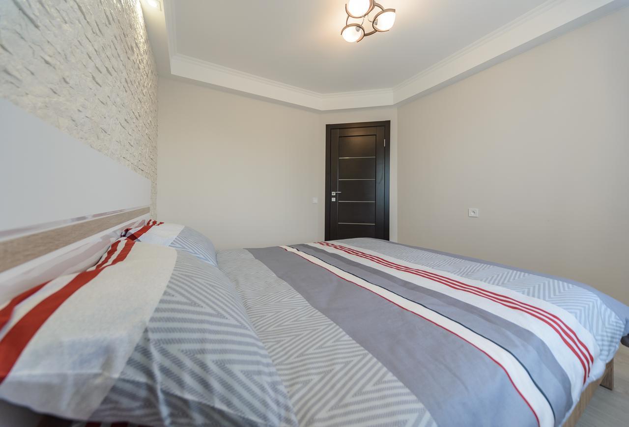 Artal Apartment On Iordanskaya 22 Kyjev Exteriér fotografie